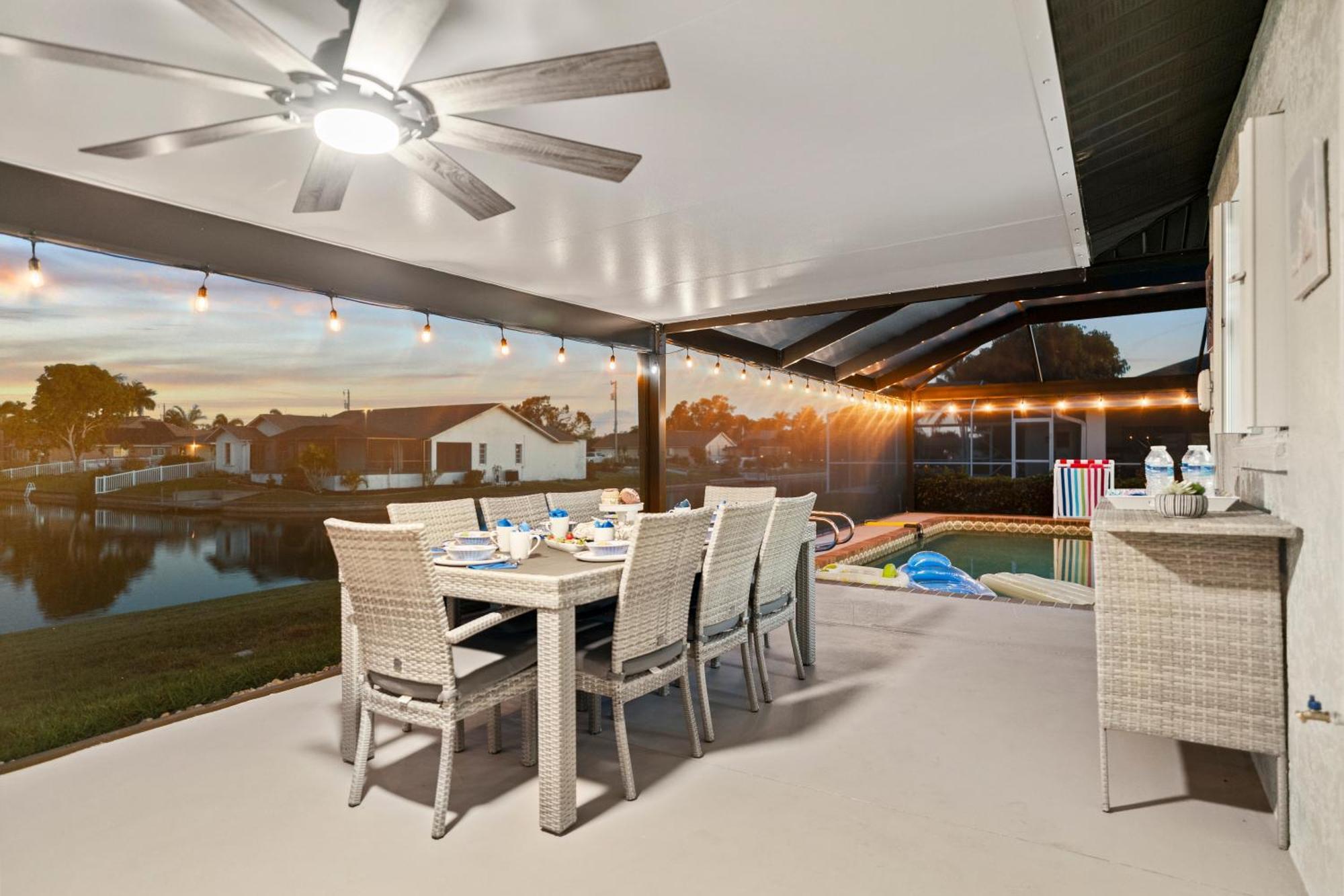 Serenity Waterfront Villa With King Suite, Private Pool, Great Lanai Enclosure And Long Water Views Cape Coral Exterior photo
