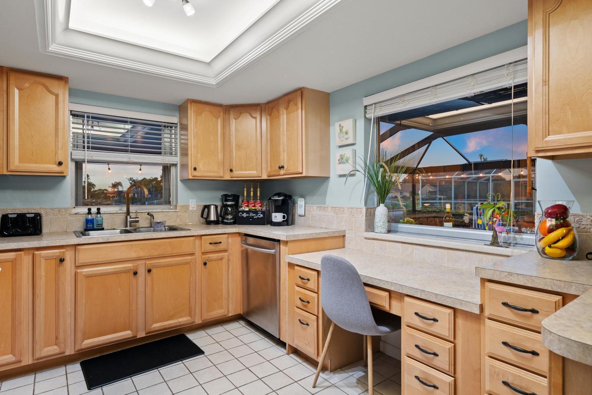 Serenity Waterfront Villa With King Suite, Private Pool, Great Lanai Enclosure And Long Water Views Cape Coral Exterior photo