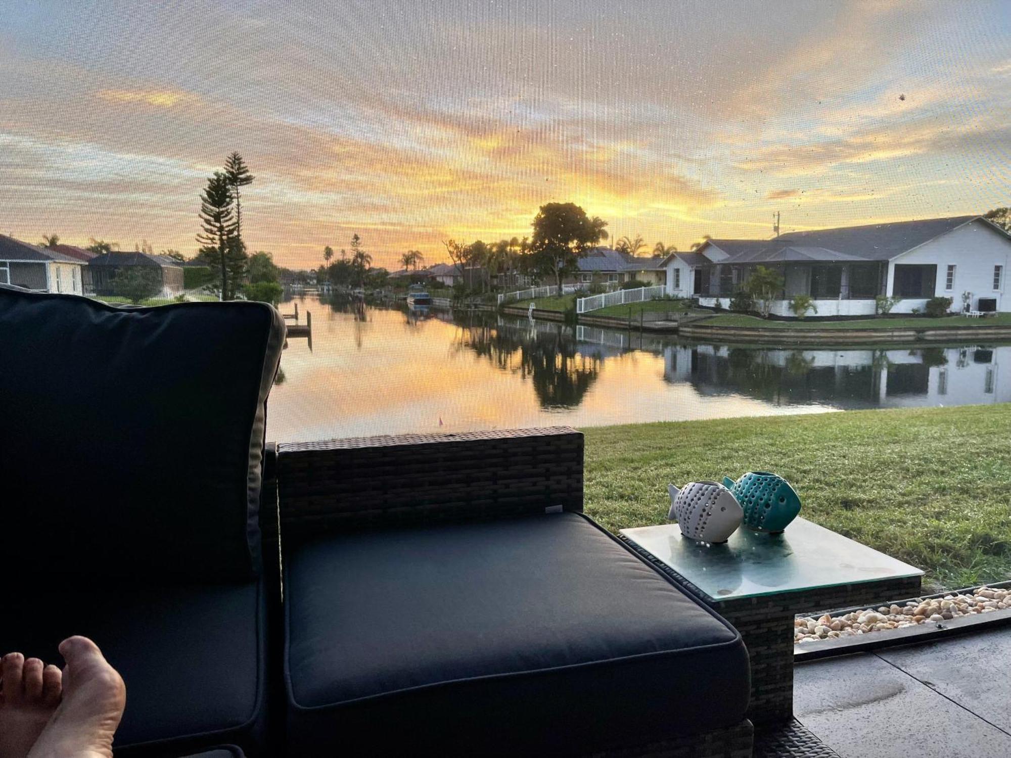Serenity Waterfront Villa With King Suite, Private Pool, Great Lanai Enclosure And Long Water Views Cape Coral Exterior photo