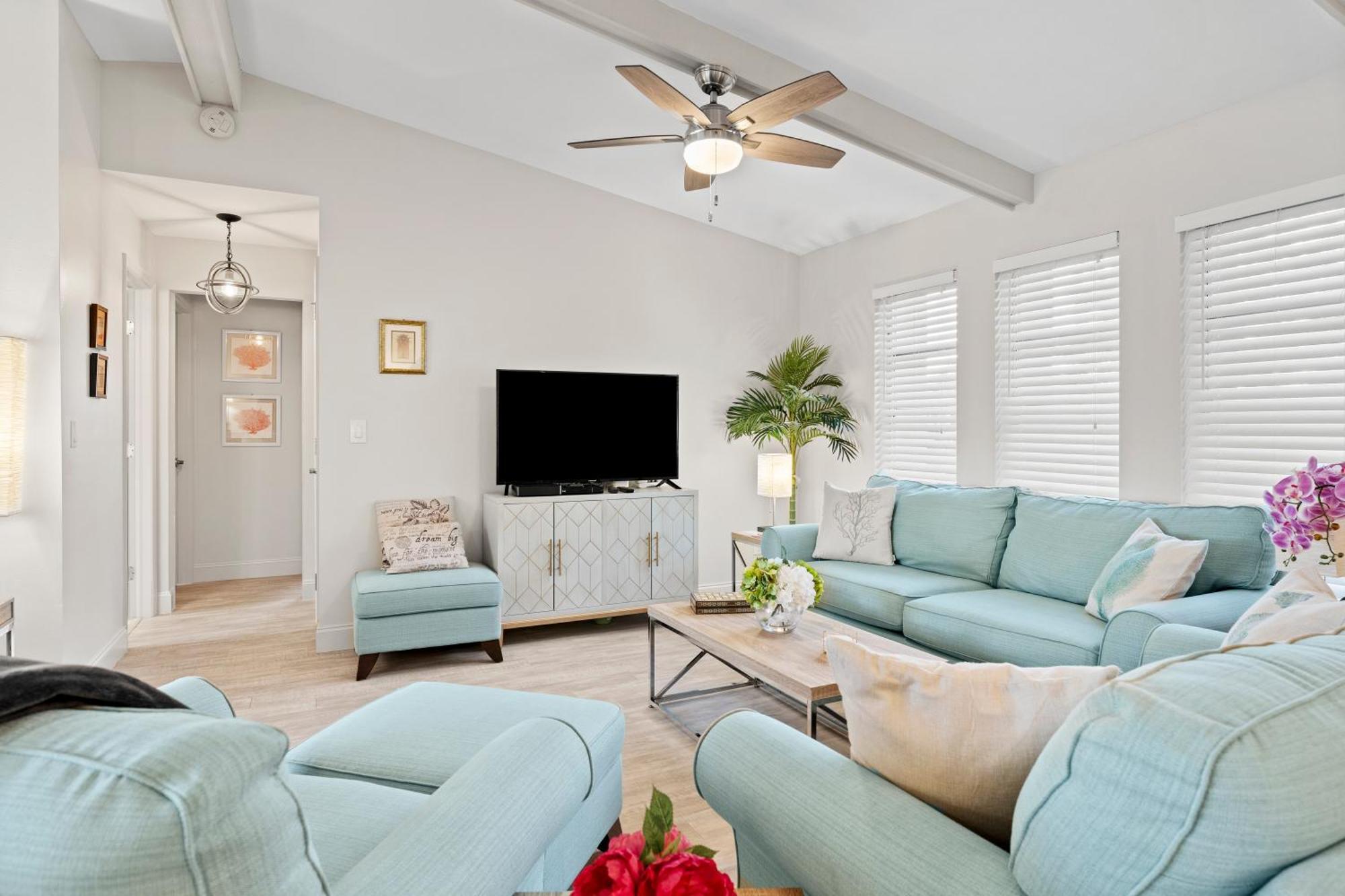 Serenity Waterfront Villa With King Suite, Private Pool, Great Lanai Enclosure And Long Water Views Cape Coral Exterior photo