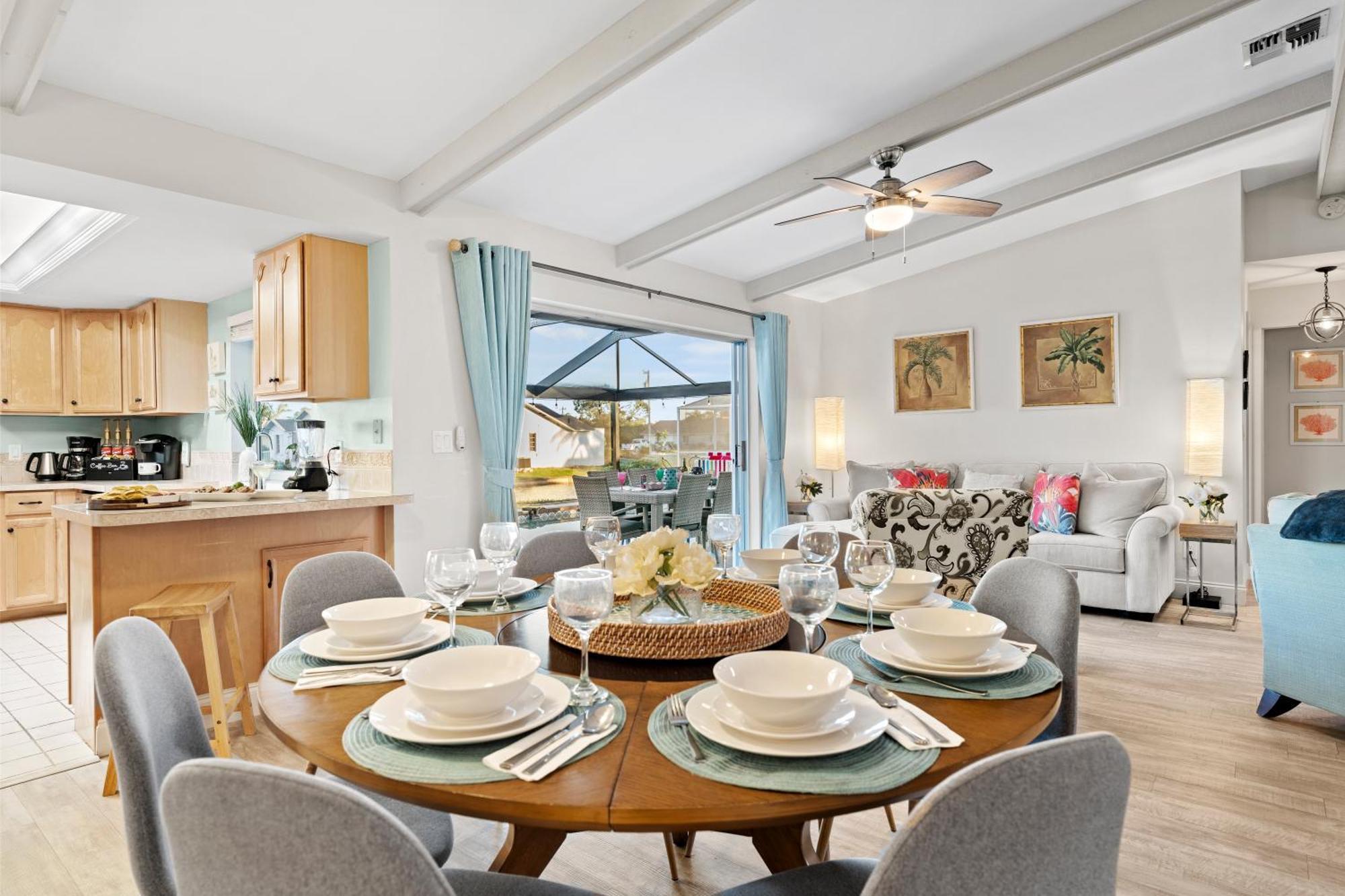 Serenity Waterfront Villa With King Suite, Private Pool, Great Lanai Enclosure And Long Water Views Cape Coral Exterior photo