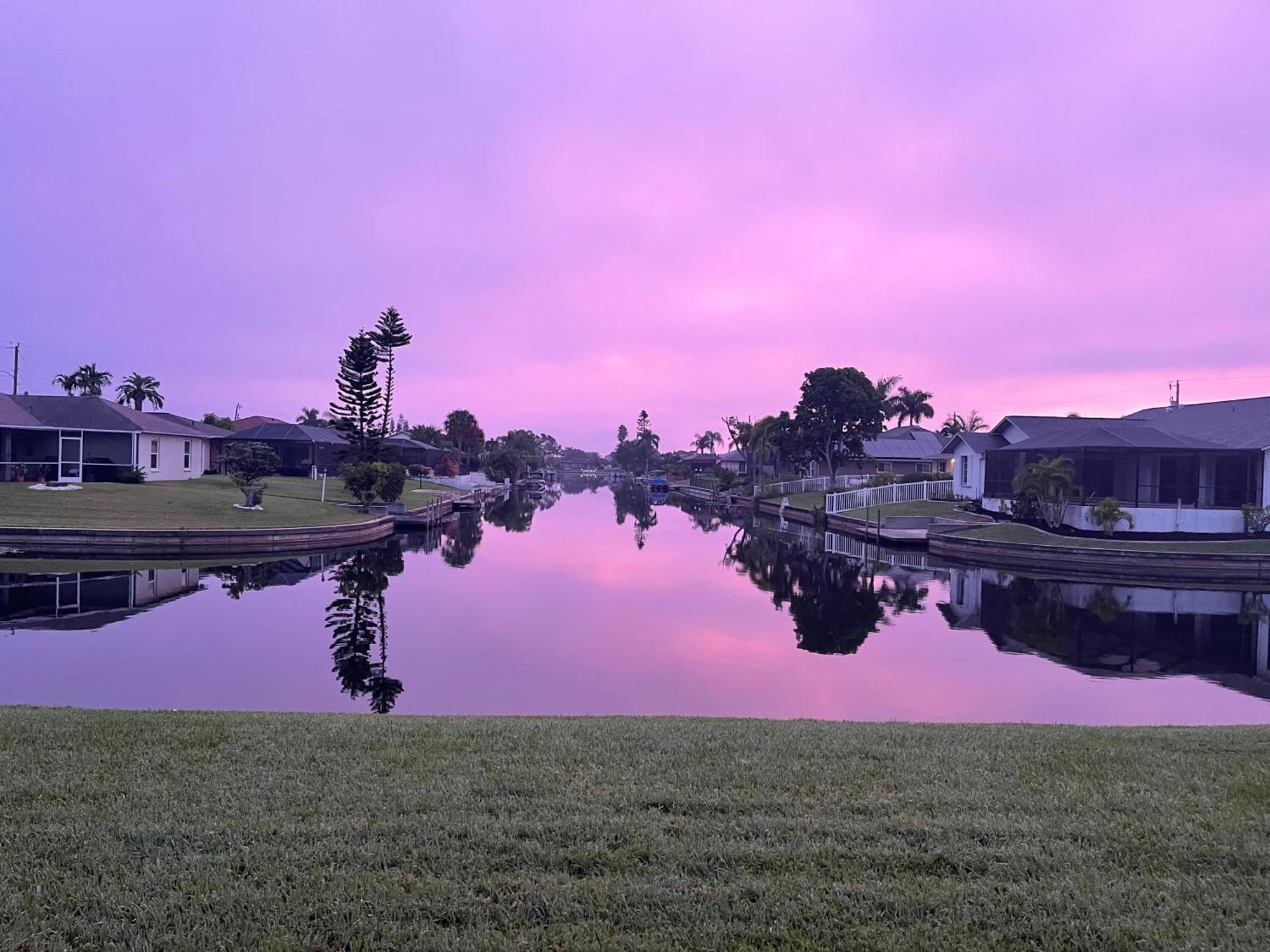 Serenity Waterfront Villa With King Suite, Private Pool, Great Lanai Enclosure And Long Water Views Cape Coral Exterior photo